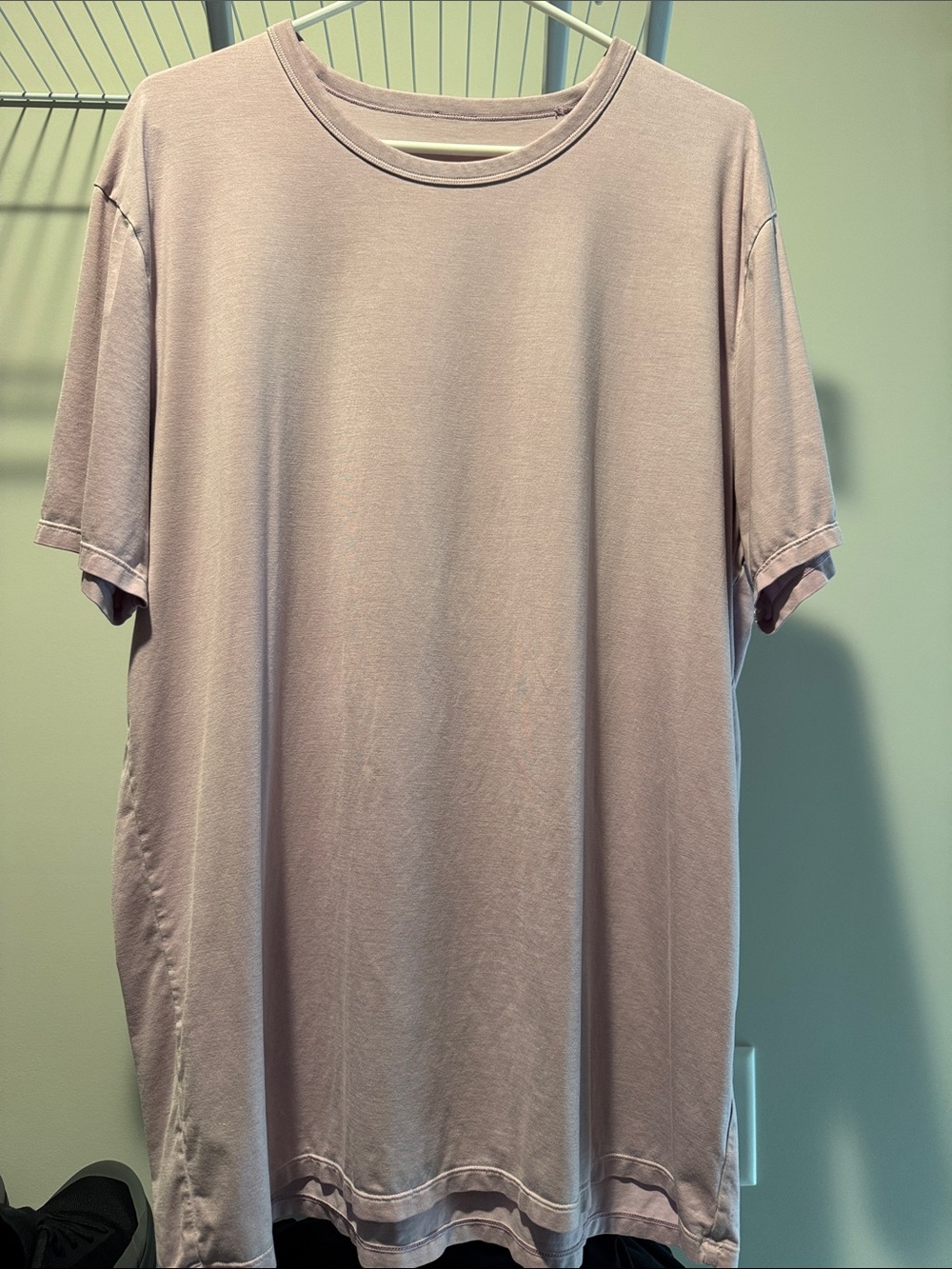 Men’s lululemon shirt